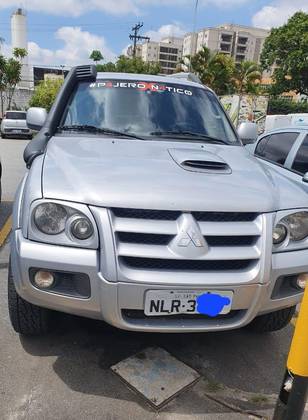 MITSUBISHI PAJERO 2.5 HD 4X4 8V TURBO INTERCOOLER DIESEL 4P MANUAL MITSUBISHI PAJERO 2.5 HD 4X4 8V TURBO INTERCOOLER DIESEL 4P MANUAL